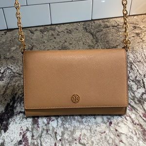 Tory Burch Robinson Chain Wallet